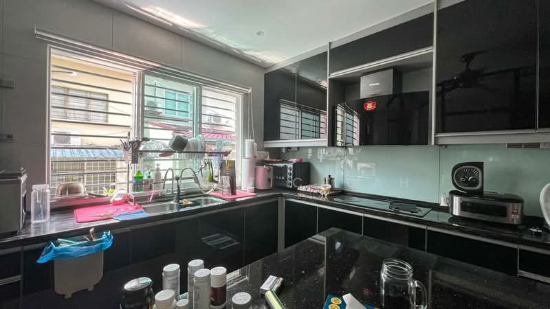 2-storey Terraced House for Sale in Bandar Sri Damansara (Selangor) - Ernest Chuah - Kitchen - PropertyGuru.com.my
