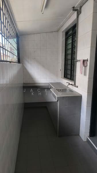 2-storey Terraced House for Sale in Bandar Baru Menglembu (Menglembu) - Jackson Khiew - Kitchen - PropertyGuru.com.my
