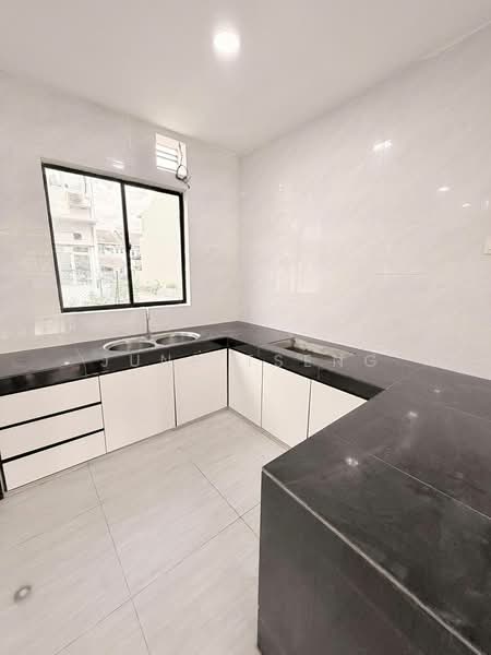 2-storey Terraced House for Sale in Nusantara Prima (Gelang Patah) - June Tseng - PropertyGuru.com.my