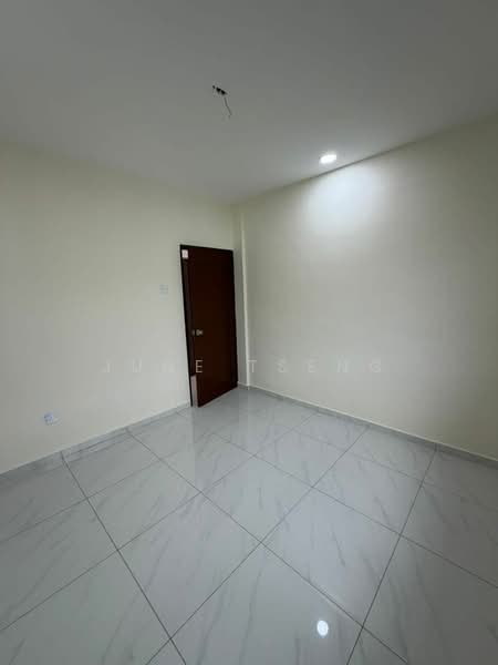 Flat for Sale at Setia Indah Flat - June Tseng - PropertyGuru.com.my
