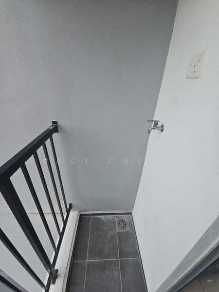 Servis Apartment untuk Disewa di Midas @ Seri Alam - Grace Cheong - Balcony - PropertyGuru.com.my
