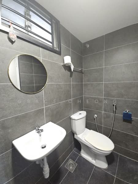Servis Apartment untuk Disewa di Midas @ Seri Alam - Grace Cheong - Bathroom - PropertyGuru.com.my