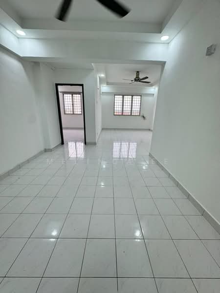 Pangsapuri untuk Dijual di Pangsapuri Persiaran Tanjung - Melinda Ee - Interior - PropertyGuru.com.my