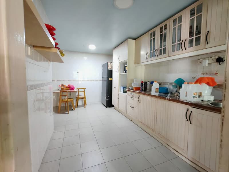 2.5-storey Terraced House for Sale in Taman Meranti Jaya (Puchong) - Chan Chong Liang - Kitchen - PropertyGuru.com.my