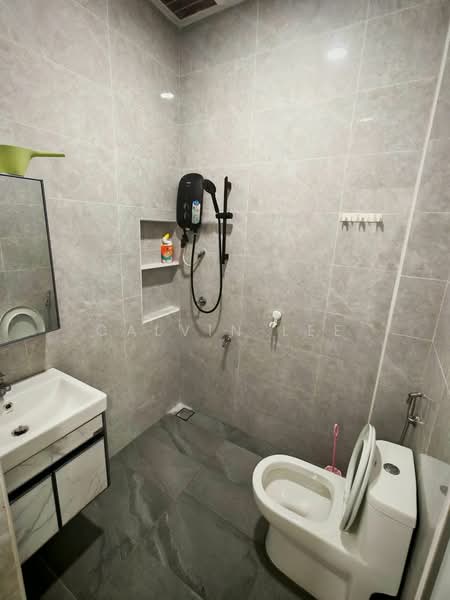 1-storey Terraced House for Rent in Taman Pelangi Indah (Ulu Tiram) - Calvin Lee - Bathroom - PropertyGuru.com.my