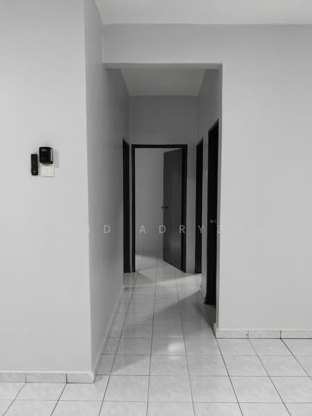 Pangsapuri untuk Dijual di PJS One Apartments - Mohd Adryzam - Corridor - PropertyGuru.com.my