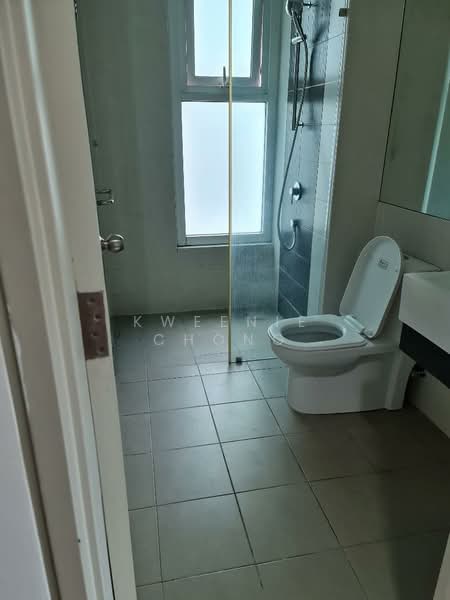 Service Residence for Sale at V Residence 3 @ Sunway Velocity - Kweenie Chong - Bathroom - PropertyGuru.com.my