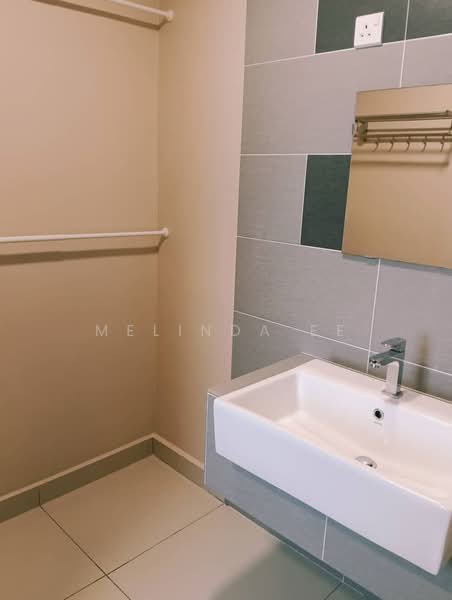 Servis Apartment untuk Disewa di G Residence - Melinda Ee - Bathroom - PropertyGuru.com.my