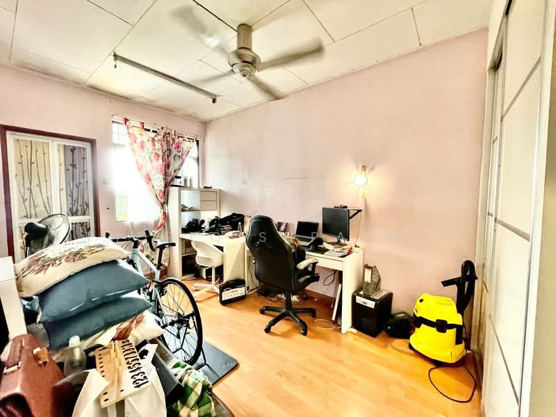 2-storey Terraced House for Sale in Taman Bukit Maluri (Kepong) - Thoriq Suparman - Study - PropertyGuru.com.my