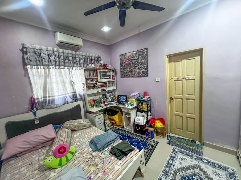 Semi-Detached House for Sale in Taman Taming Maju (Cheras) - Ahmad Fadlee - PropertyGuru.com.my