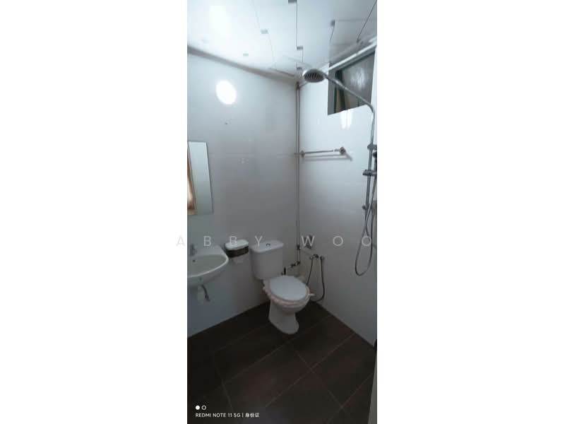 Condominium for Rent at Tanjung Park Condominium - Abby Woo - Bathroom - PropertyGuru.com.my