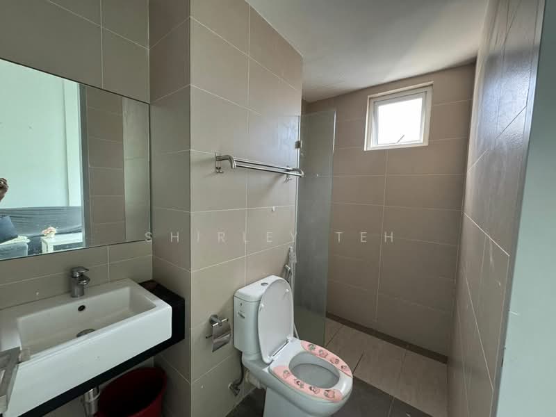 Kondominium untuk Dijual di Tropicana Bay Residences - Shirley Teh - Bathroom - PropertyGuru.com.my