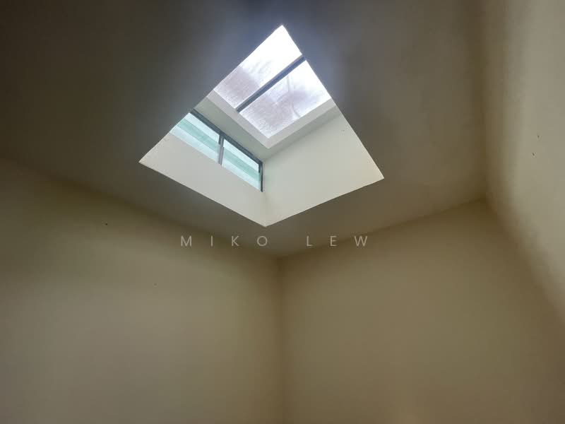 Rumah Teres 3 Tingkat untuk Dijual di Taman Bukit Prima (Cheras) - Miko Lew - PropertyGuru.com.my