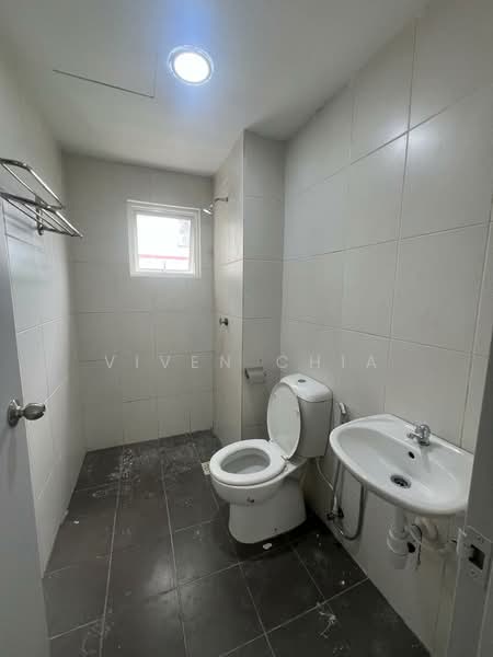 Kondominium untuk Disewa di Imperial Residence - Viven Chia - Bathroom - PropertyGuru.com.my