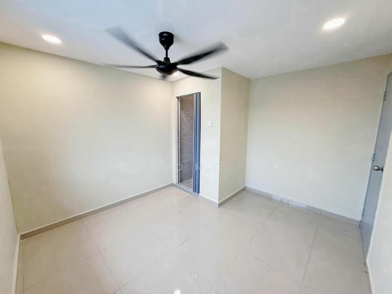2-storey Terraced House for Sale in Bandar Seri Alam (Masai) - Han Yong Ang - Interior - PropertyGuru.com.my