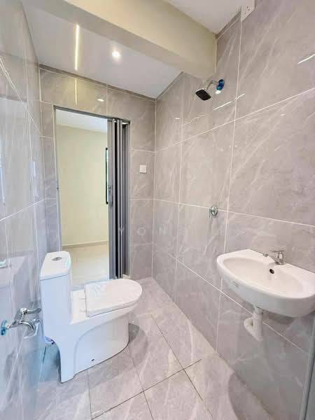 2-storey Terraced House for Sale in Bandar Seri Alam (Masai) - Han Yong Ang - Bathroom - PropertyGuru.com.my
