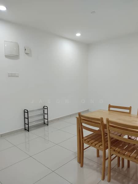 Service Residence for Rent at Kenwingston Skylofts - Jason Ong - Dining Room - PropertyGuru.com.my