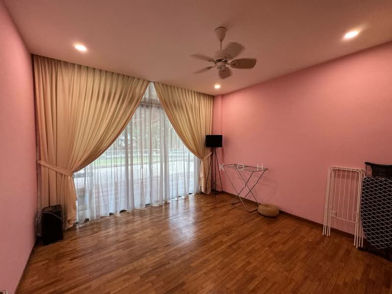 Apartment for Rent at Molek Pine 3 - Jessy Koh - Living Room - PropertyGuru.com.my