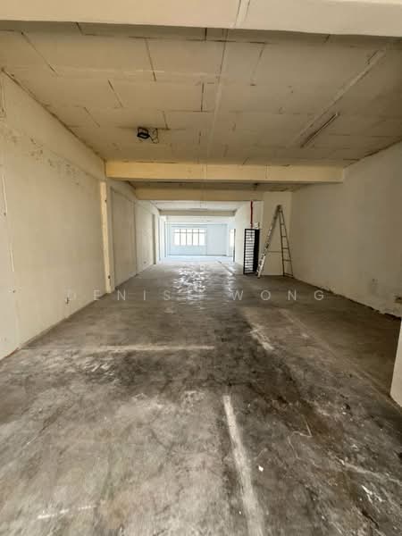 Shop for Rent in Taman Puncak Jalil (Seri Kembangan) - Denise Wong - Interior - PropertyGuru.com.my