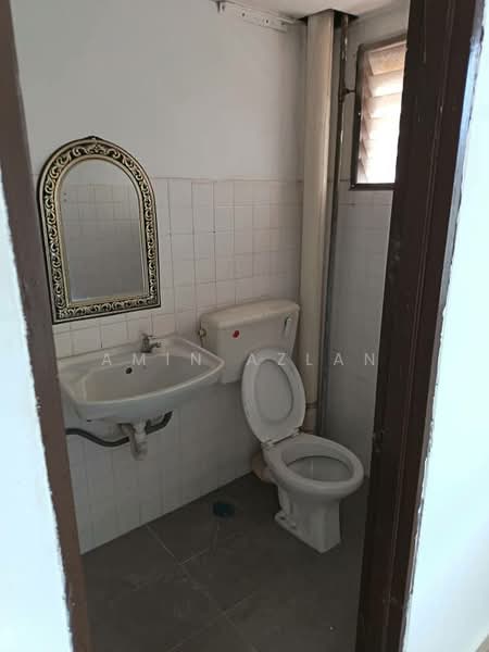 2.5-storey Terraced House for Sale in Segambut (Kuala Lumpur) - Amin Azlan - Bathroom - PropertyGuru.com.my