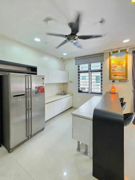 Semi-Detached House for Sale in Indahpura Industrial Park (Kulai) - Han Yong Ang - Kitchen - PropertyGuru.com.my