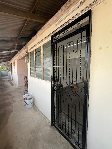 Flat for Rent at Flat Taman Ungku Tun Aminah - Maggie Lee - Exterior - PropertyGuru.com.my