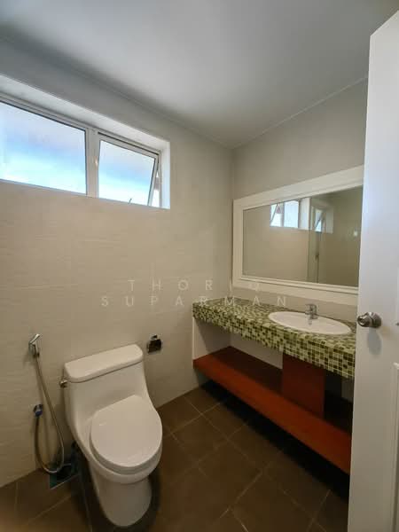 Kondominium untuk Disewa di Sri Bidari - Thoriq Suparman - Bathroom - PropertyGuru.com.my