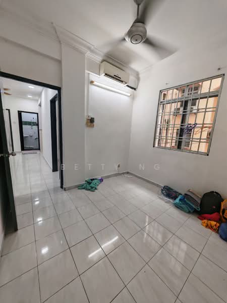 Townhouse for Sale in Bandar Selesa Jaya (Skudai) - Betty Ng - PropertyGuru.com.my