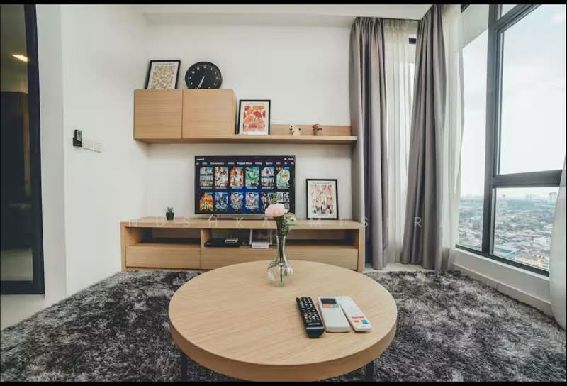 Servis Apartment untuk Dijual di Residences @ 1 Tebrau - Anushka Mishra - Living Room - PropertyGuru.com.my