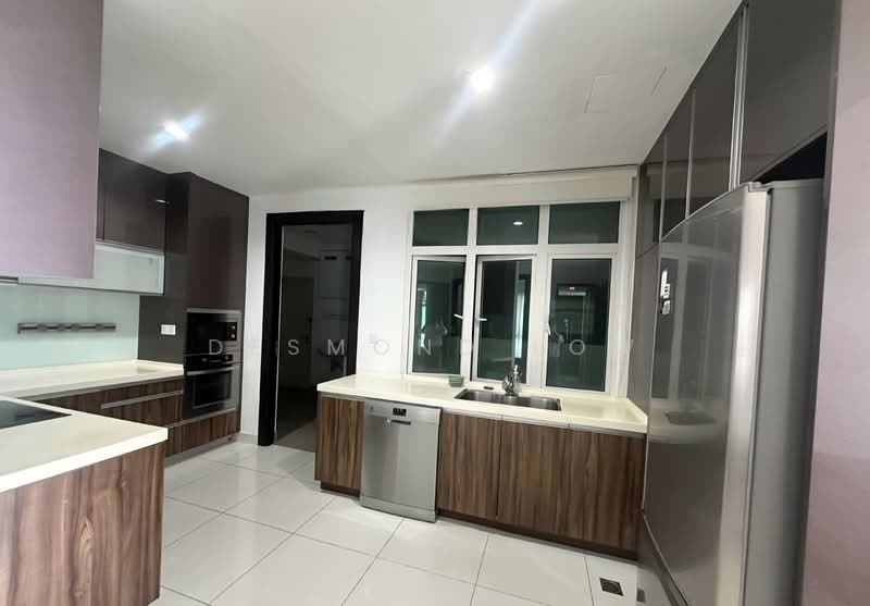 Condominium for Rent at Gurney Paragon - Desmond Low - Kitchen - PropertyGuru.com.my