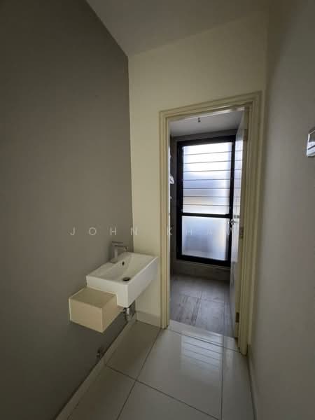 Servis Apartment untuk Dijual di Arte Mont Kiara - John Khaw - Bathroom - PropertyGuru.com.my