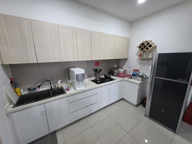 Kondominium untuk Dijual di Skycube - S J Foo - Kitchen - PropertyGuru.com.my