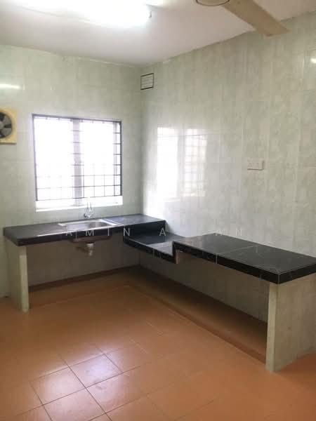 Rumah Teres 2 Tingkat untuk Dijual di Taman Impian Indah (Sungai Buloh) - Amin Azlan - Kitchen - PropertyGuru.com.my