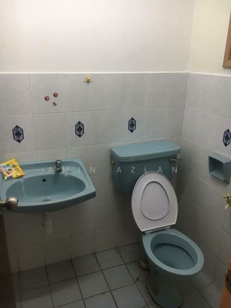 Rumah Teres 2 Tingkat untuk Dijual di Taman Impian Indah (Sungai Buloh) - Amin Azlan - Bathroom - PropertyGuru.com.my
