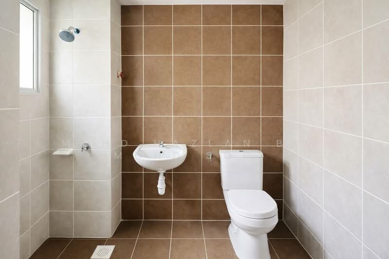 2-storey Terraced House for Sale in Kuala Selangor (Selangor) - Mohd Hazlan bin Mohd Sopi - Bathroom - PropertyGuru.com.my