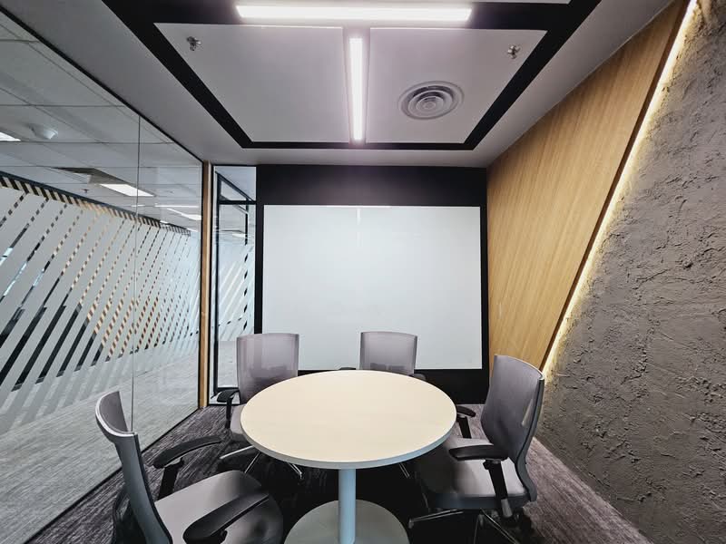 Office for Rent in KLCC (KL City Centre) - Jacky Lai - Discussion Room - PropertyGuru.com.my