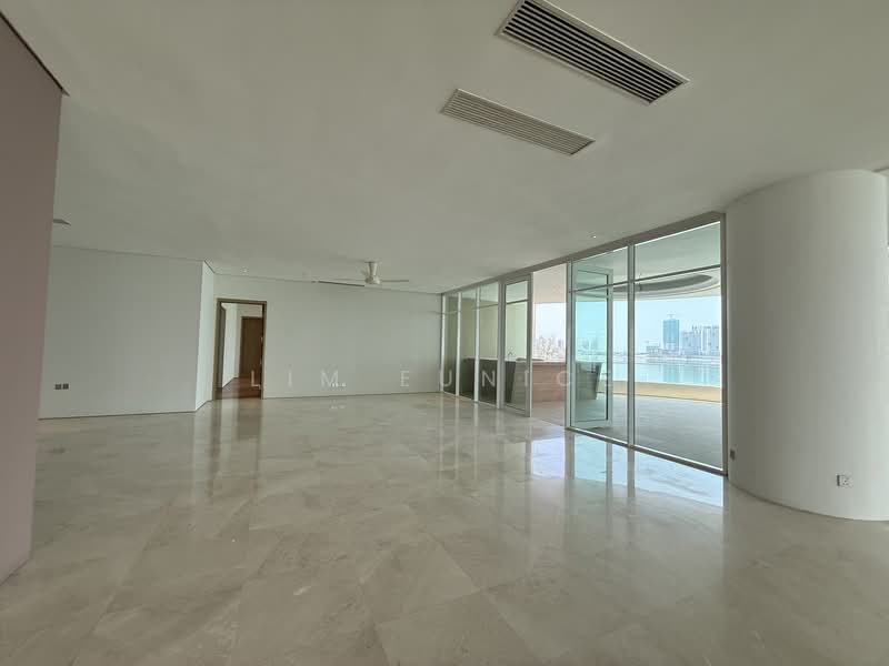 Kondominium untuk Dijual di 8 Gurney (The Shore Condominium) - Lim Eunice - Living Room - PropertyGuru.com.my