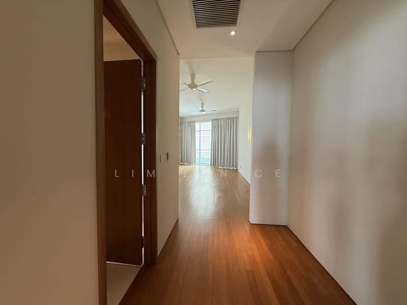 Kondominium untuk Dijual di 8 Gurney (The Shore Condominium) - Lim Eunice - Corridor - PropertyGuru.com.my