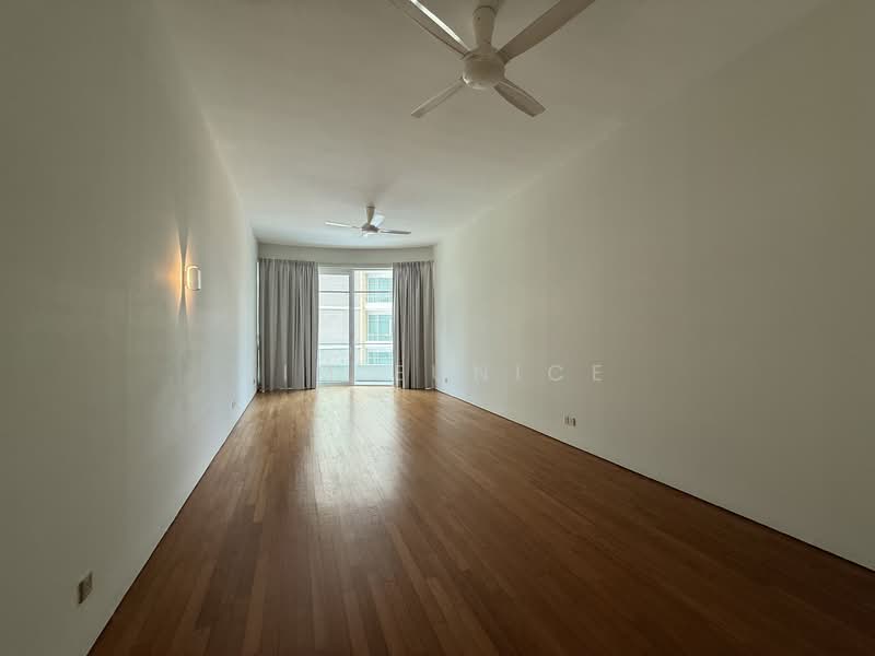 Kondominium untuk Dijual di 8 Gurney (The Shore Condominium) - Lim Eunice - Living Room - PropertyGuru.com.my