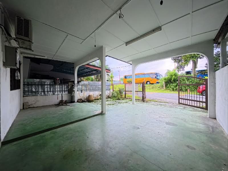 1-storey Terraced House for Sale in Taman Sungai Jelok (Kajang) - Zawana BT Zaidi Ana - Exterior - PropertyGuru.com.my