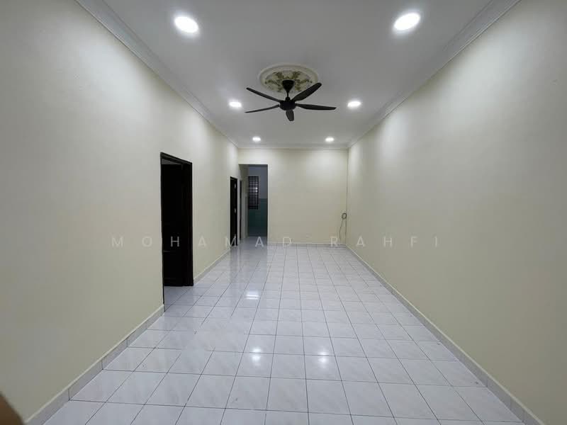 1-storey Terraced House for Sale in Taman Puteri Wangsa (Ulu Tiram) - Mohamad Rahfi - Interior - PropertyGuru.com.my