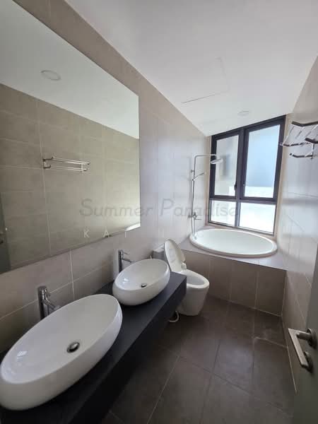 Service Residence for Sale at KL Gateway Premium Residences - KAT NEOH - Bathroom - PropertyGuru.com.my