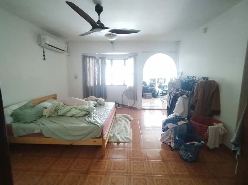 Rumah Teres 2 Tingkat untuk Dijual di Rawang (Selangor) - Tris Jong - Bedroom - PropertyGuru.com.my