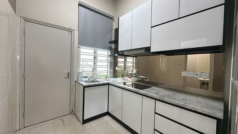 Rumah Teres 2 Tingkat untuk Disewa di Melaka (Melaka) - Mii Ong - Kitchen - PropertyGuru.com.my