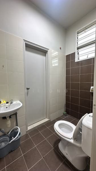Rumah Teres 2 Tingkat untuk Disewa di Melaka (Melaka) - Mii Ong - Bathroom - PropertyGuru.com.my