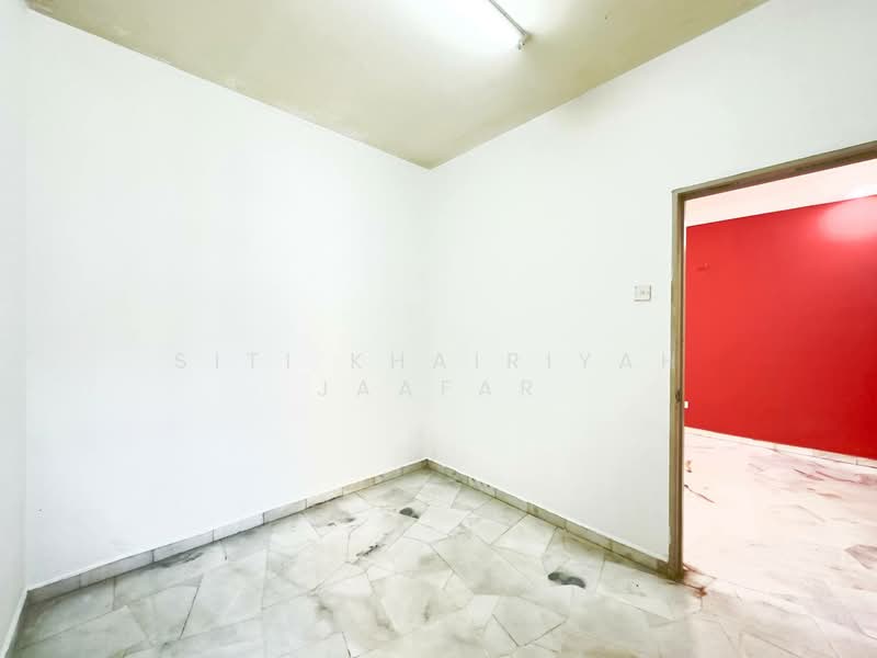 Rumah Teres 2 Tingkat untuk Dijual di Taman Pinggiran Usj (Subang Jaya) - SITI KHAIRIYAH JAAFAR - Interior - PropertyGuru.com.my
