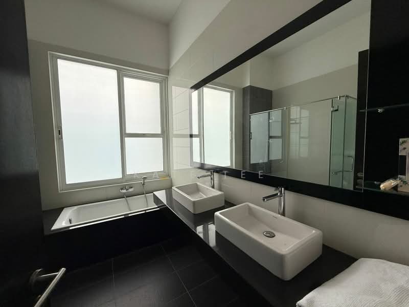 Rumah Berkembar untuk Dijual di Iskandar Puteri (Nusajaya) (Johor) - Kate Tee - Bathroom - PropertyGuru.com.my
