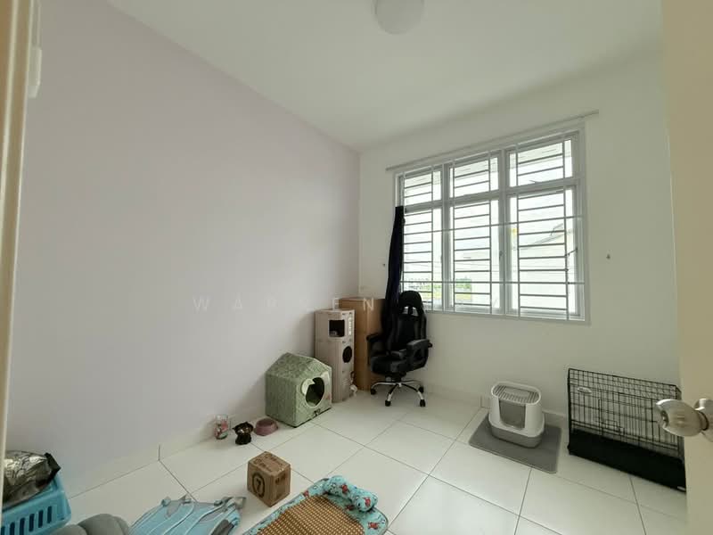 Rumah Teres 2 Tingkat untuk Dijual di Taman Mutiara Rini (Skudai) - Warren Tay - Bedroom - PropertyGuru.com.my