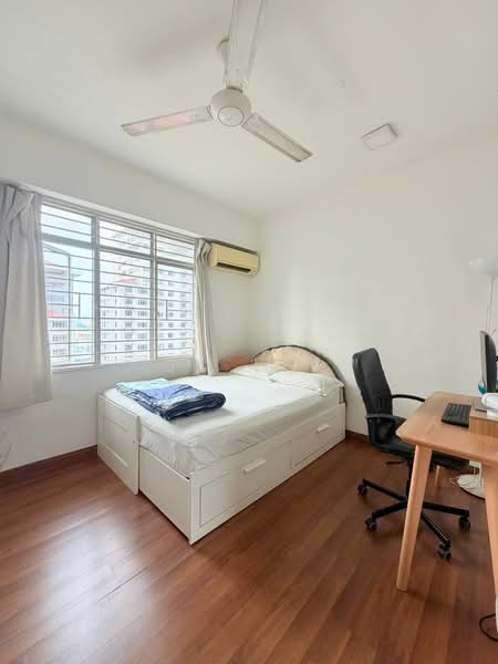 Condominium for Sale at Kelana Puteri - Jc Lee - Bedroom - PropertyGuru.com.my