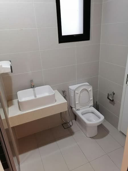 Servis Apartment untuk Disewa di Le Pavillion - Yi Jun - Bathroom - PropertyGuru.com.my